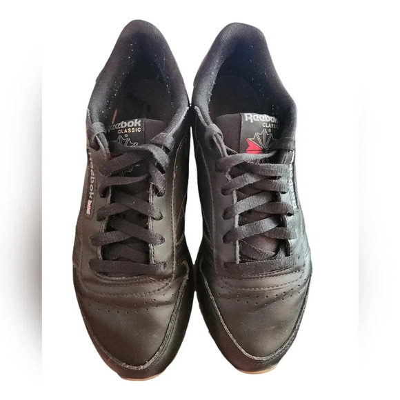 Reebok Classic Black Leather Sneakers with gum sole women's size 7.5 Y2K Retro - Picture 7 of 11